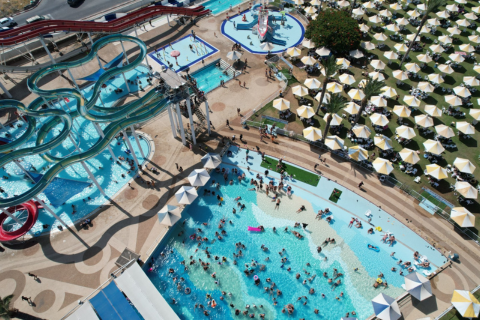 Gai Beach Water Park